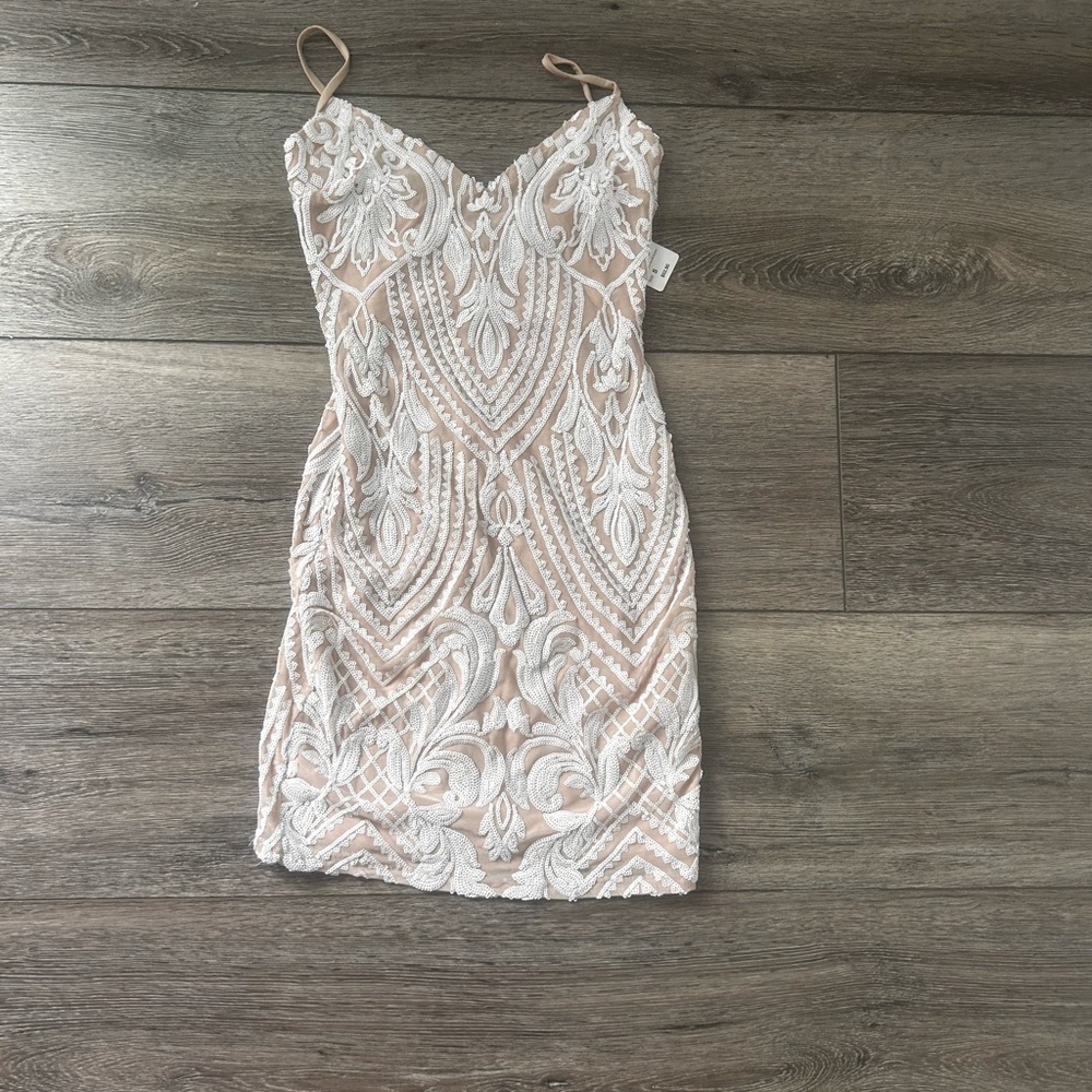 Elegant Beige Lace Dress